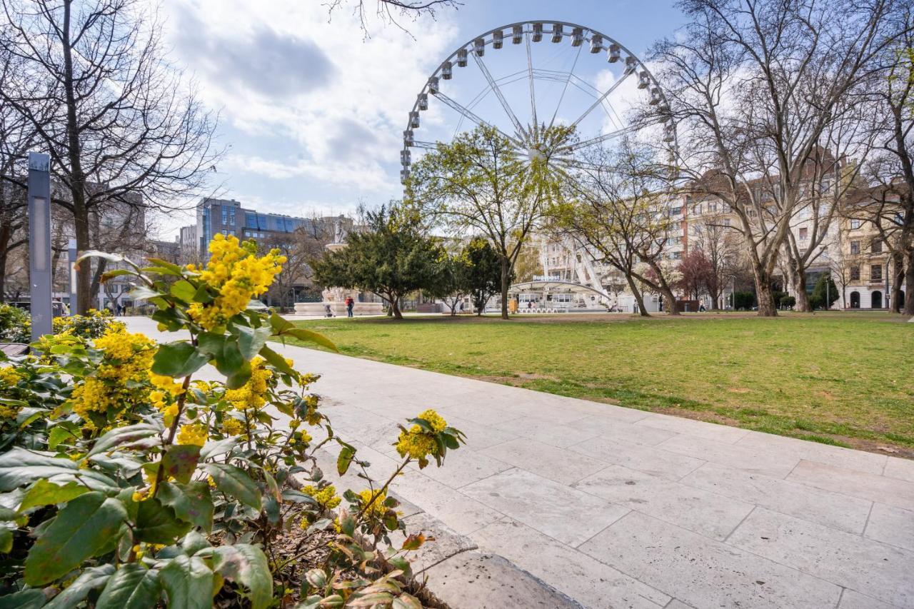 Basilika Panorama luxury one bedroom apartment with balcony Budapest Bagian luar foto