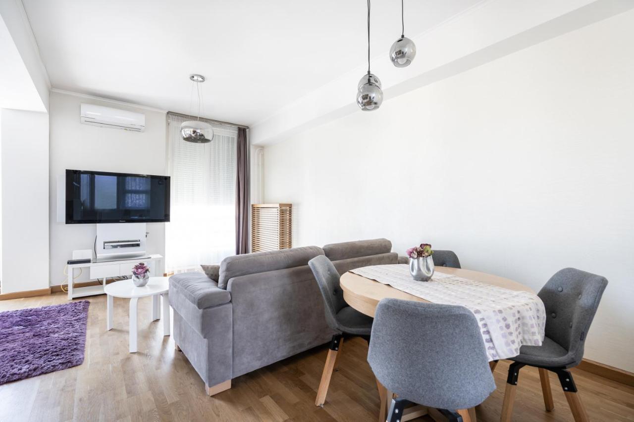 Basilika Panorama luxury one bedroom apartment with balcony Budapest Bagian luar foto