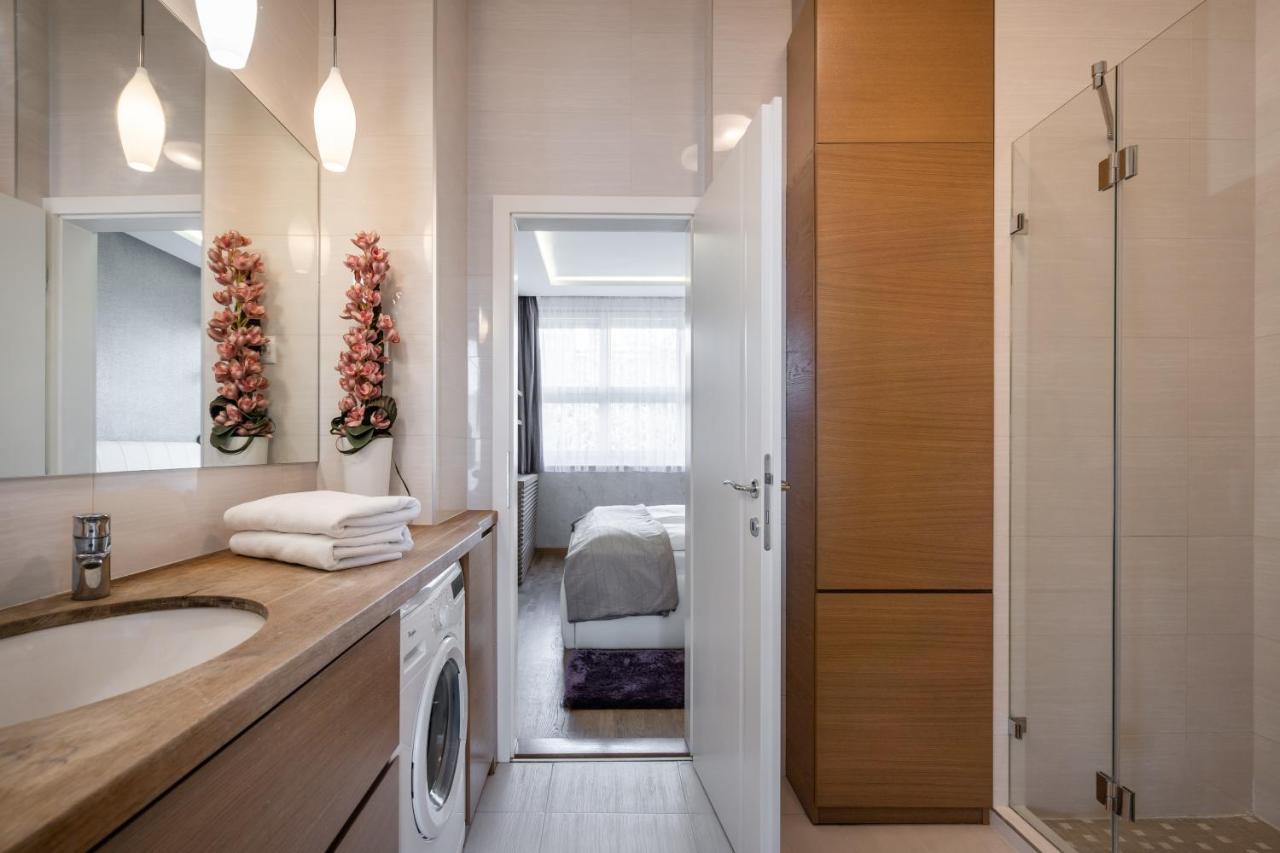 Basilika Panorama luxury one bedroom apartment with balcony Budapest Bagian luar foto